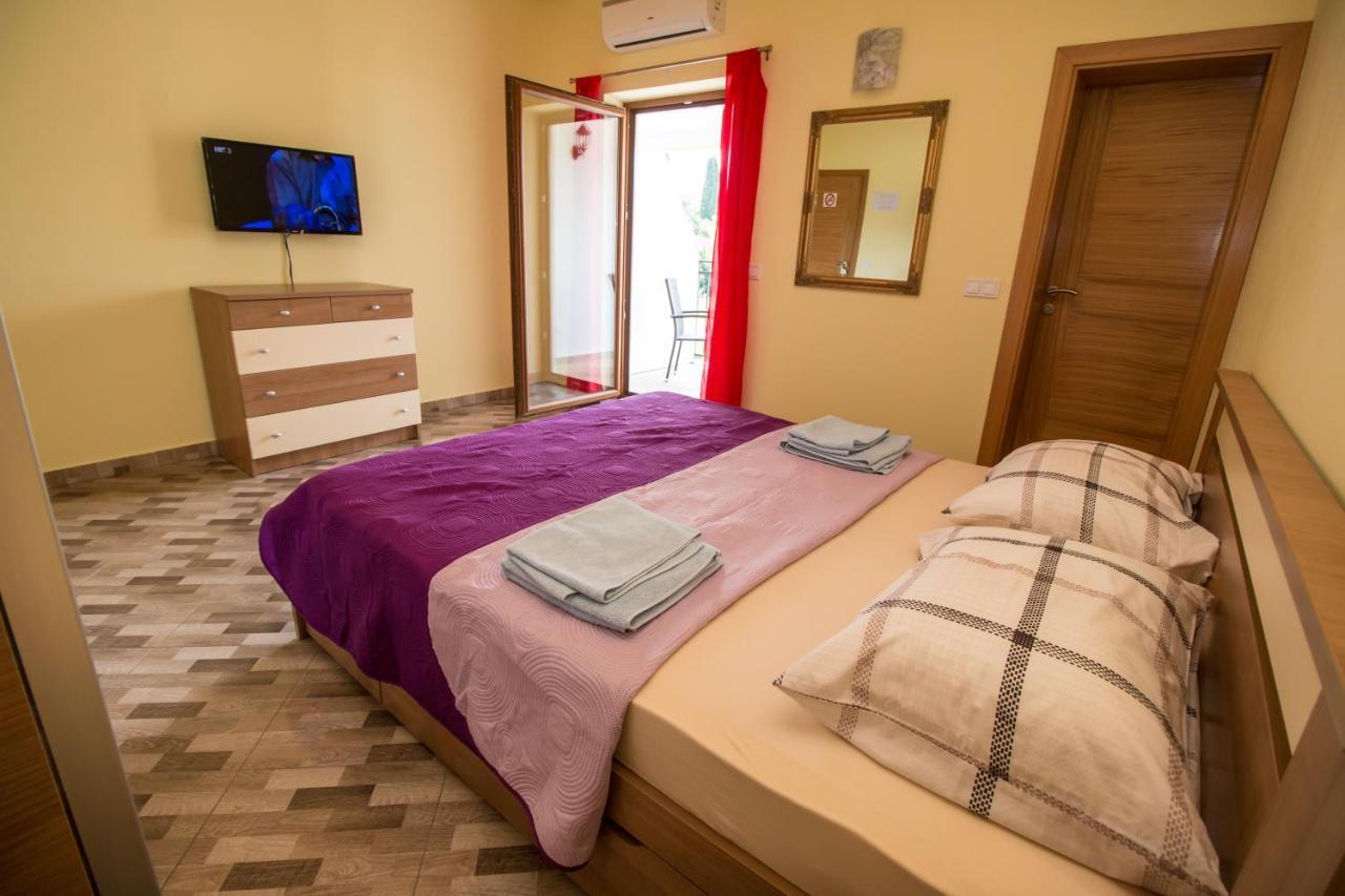 Nice Place Rovinj Exterior foto